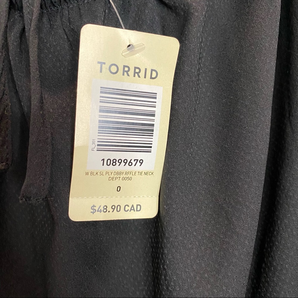 Torrid Ruffle Halter Top - Picture 3 of 6